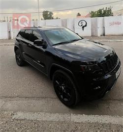 جیپ گراند شیرۆکی